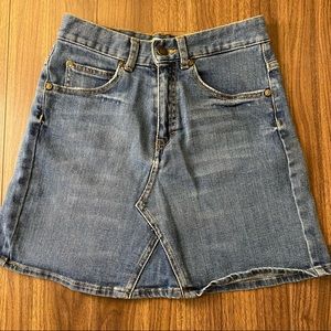Zara mini denim short skirt $6